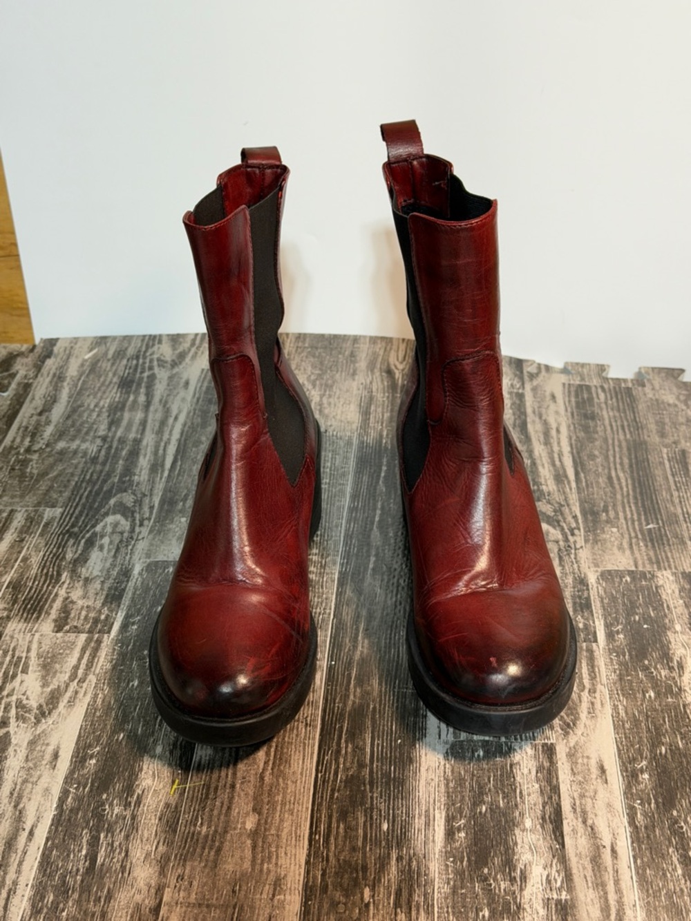 Emanuele Crasto Chelsea Chunky Heeled Boots
